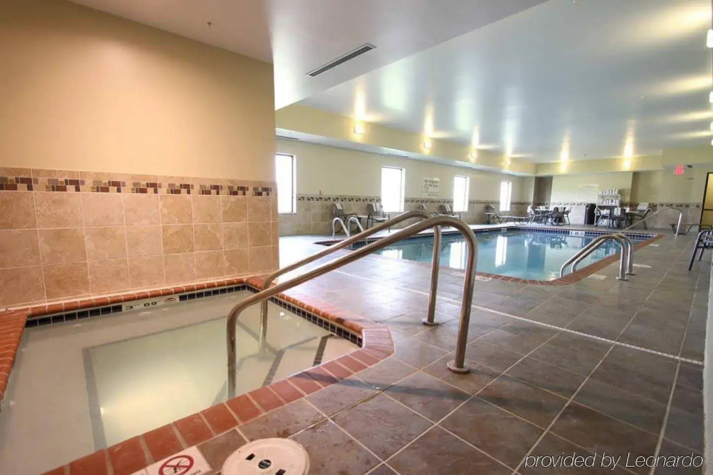 Hampton Inn Clinton, IA
