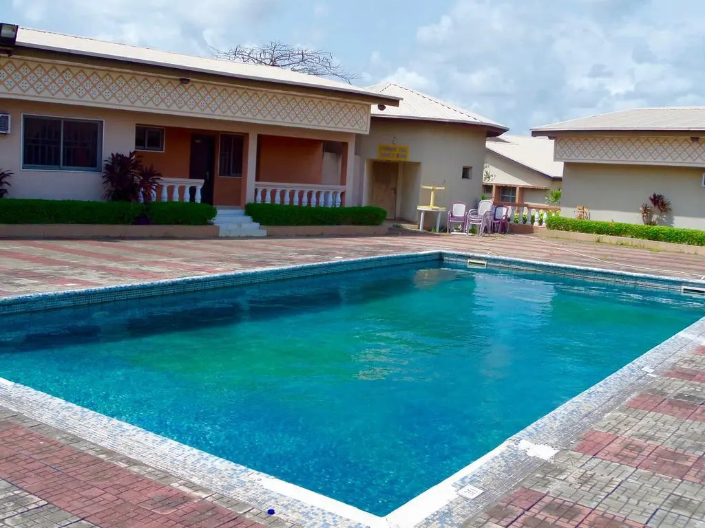 Peninsula Resort