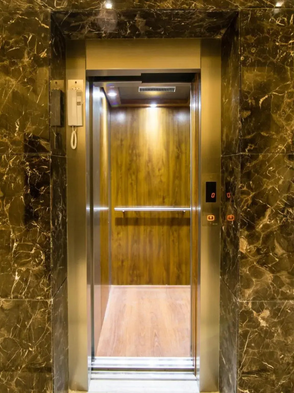 Iris Comfort Inn