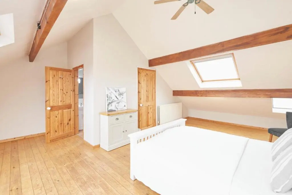 Host Stay Victorian Seahouse