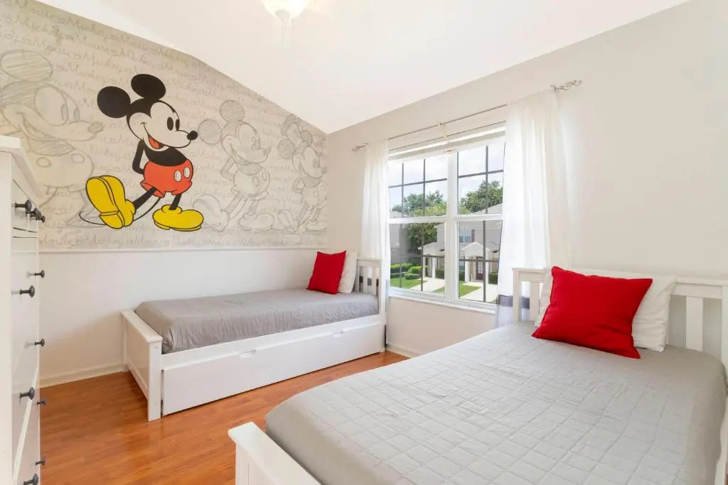 Beautiful Windsor Palms townhome newly furnished 2383