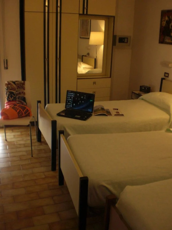 Hotel Eden