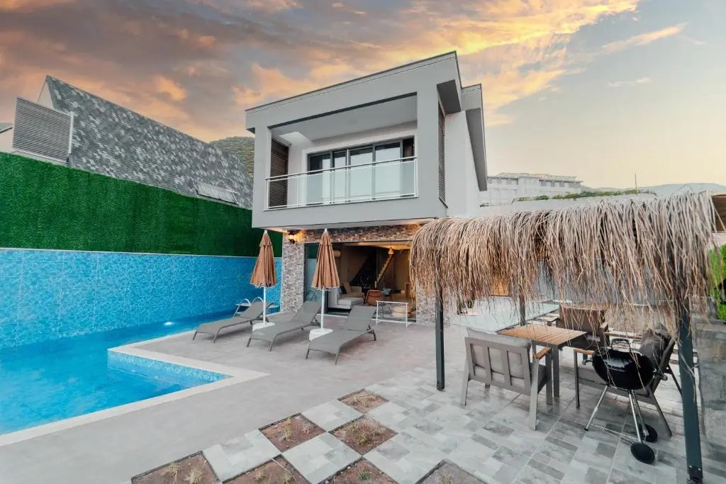 Fortunella Suites