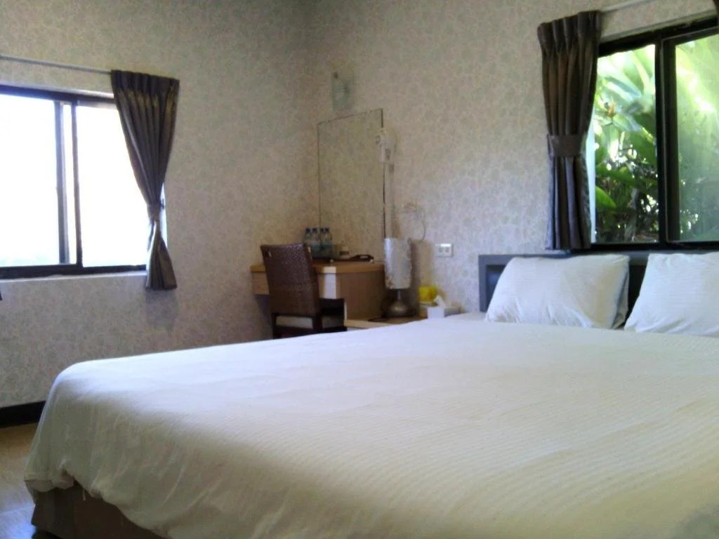 Lev 77 Hostel