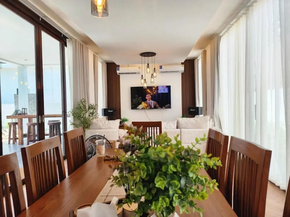 RoomQuest HideAway Hua Hin