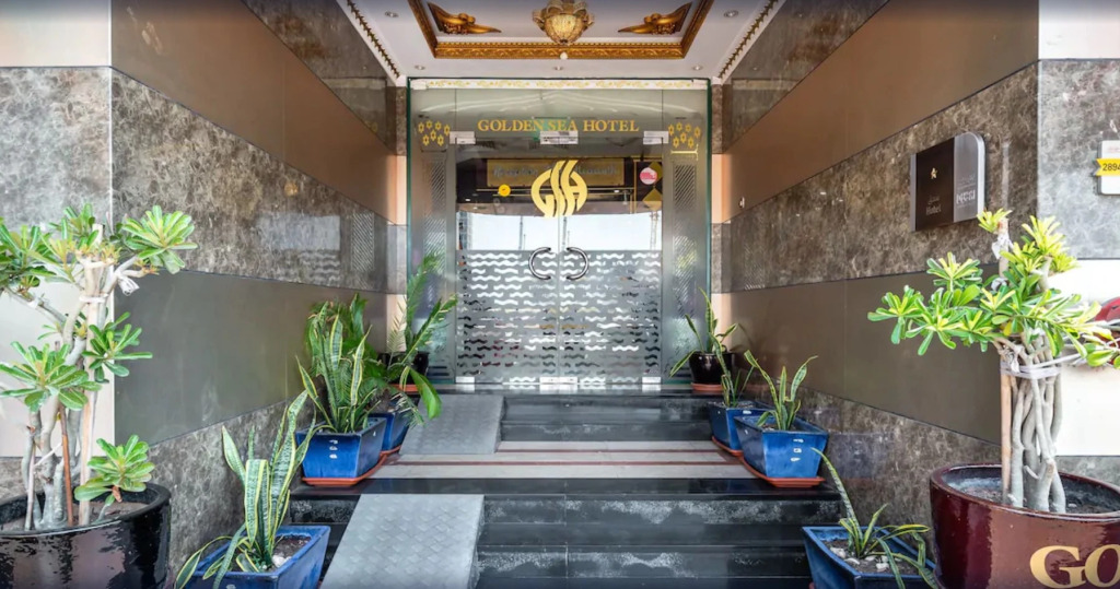 Golden Sea Hotel by OYO Rooms