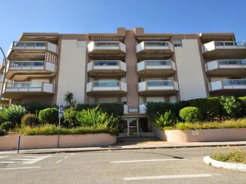 Apartment Les Jardins del Mar-2 by Interhome