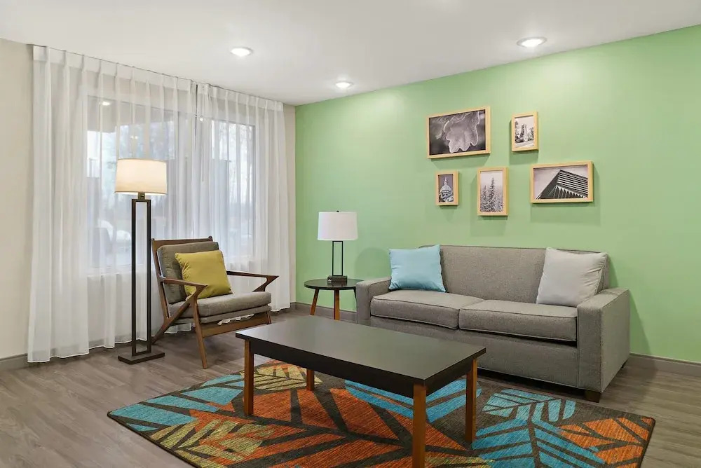 WoodSpring Suites East Lansing - University Area