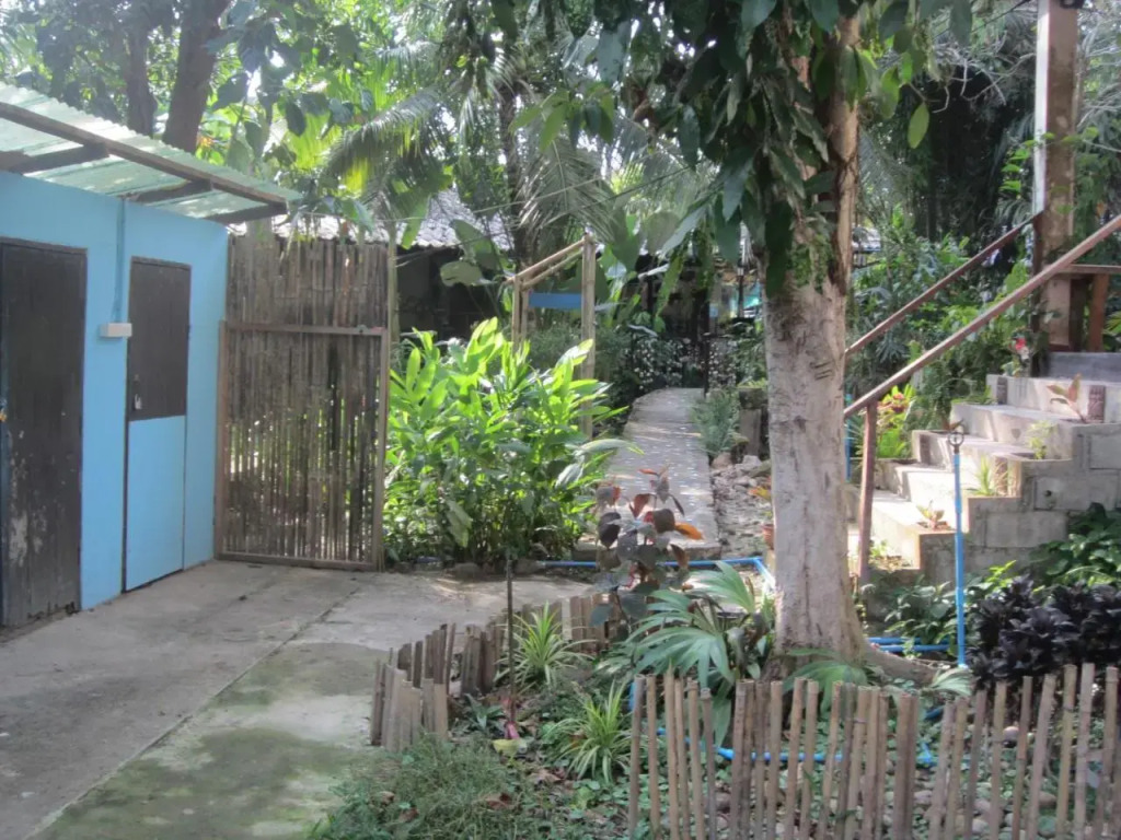 Happy Days Guest House