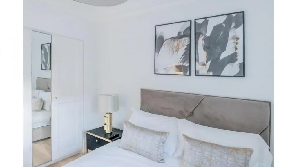 Royal Kensington - Standard 3 bed