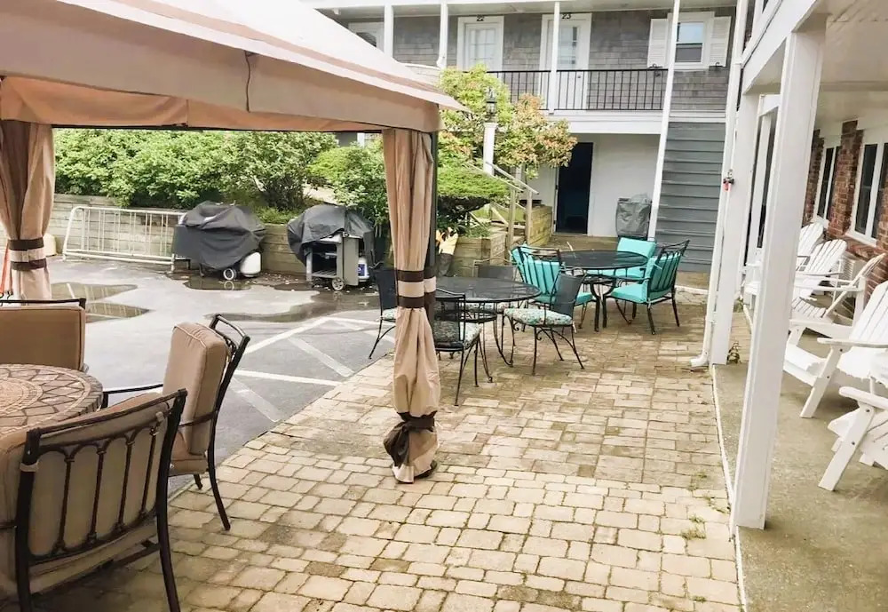 Seashell Motel