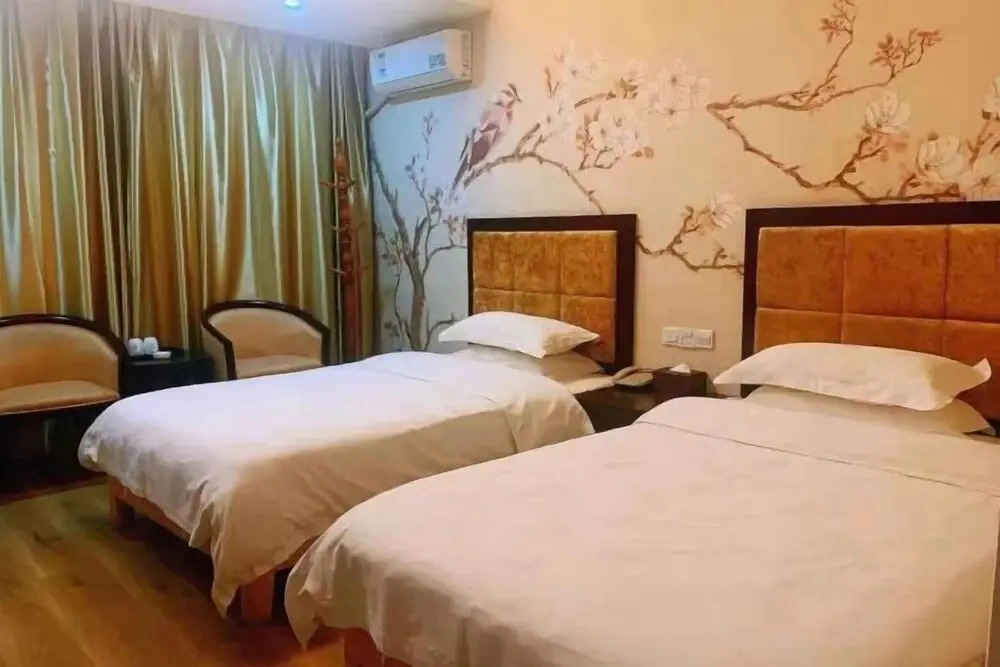 Yipin Business Hotel