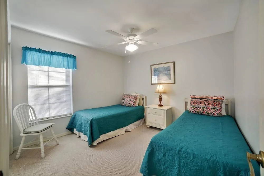 Briarwood - 1490 Vintage Lane