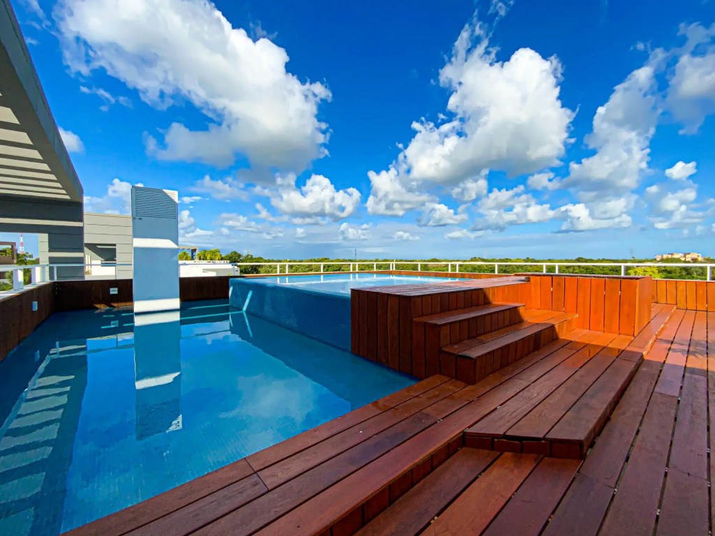 Spectacular & Luxurious Apartment Playa del Carmen Rooftop Pool, Golf Course & Tennis Court