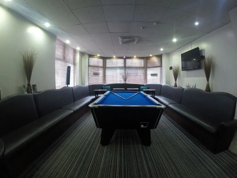 Happy Return Hotel