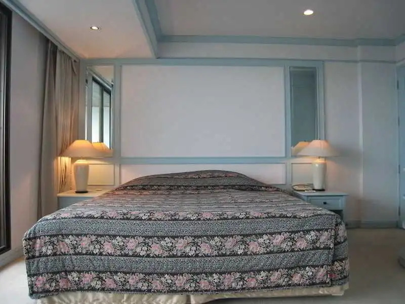 Floraville Serviced Apartment