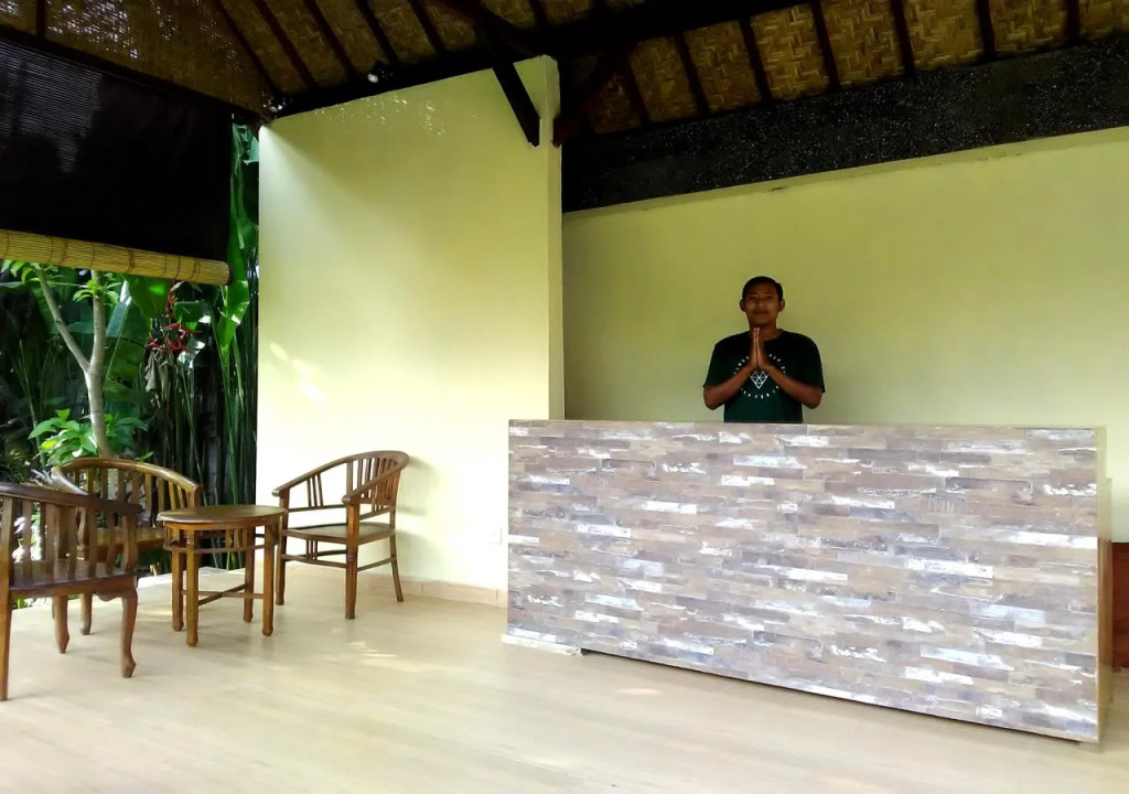 Astawa House