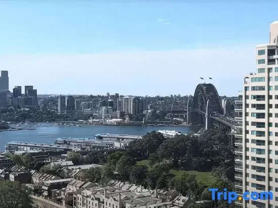 Luxury 1BR Iconic Harbour Views in Barangaroo