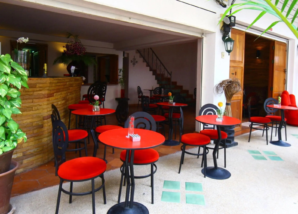 Rendez Vous Hotel