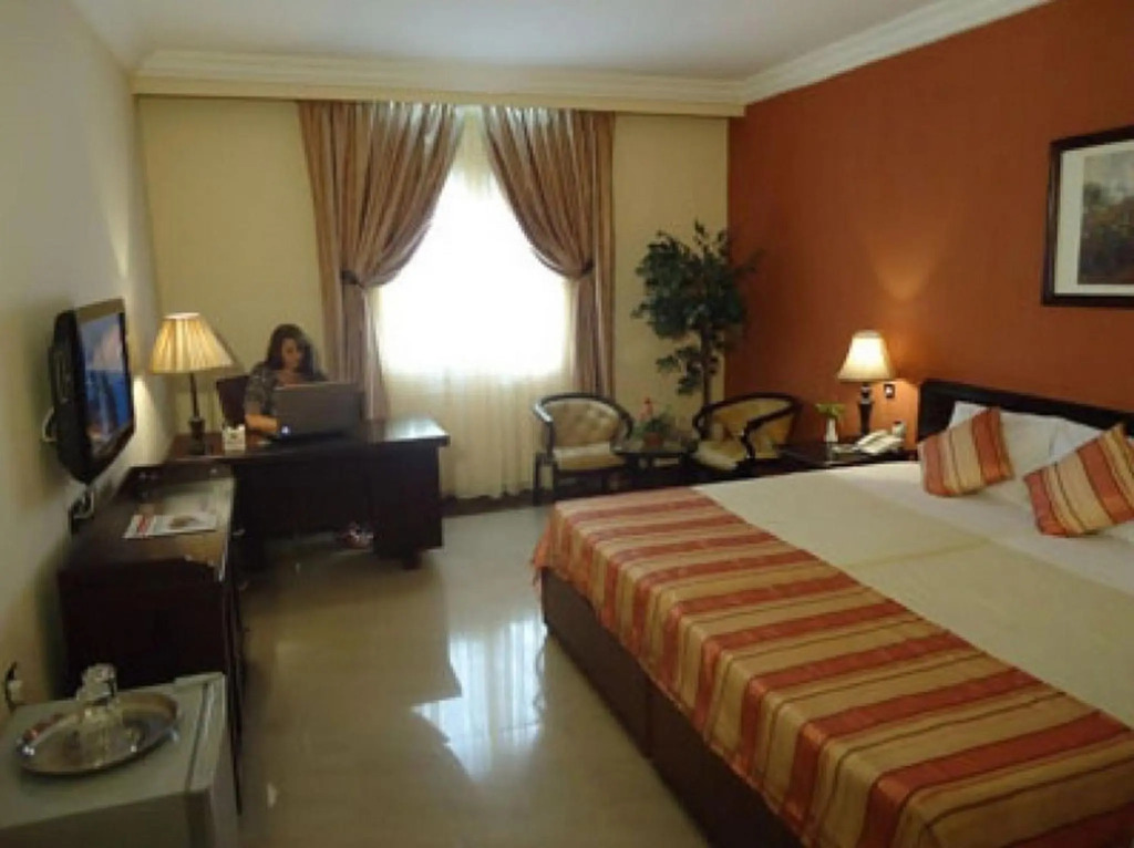 Agura Hotel