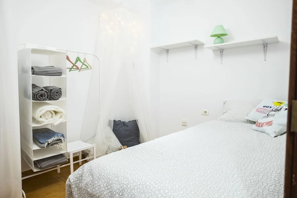 Italian Style 2 Bedrooms Apartment