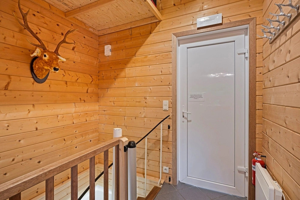 Elegant Chalet in Manhay With Sauna