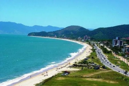 Leviv Praia Hotel