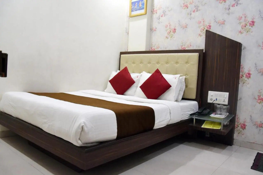 Hotel Sanjary Palace