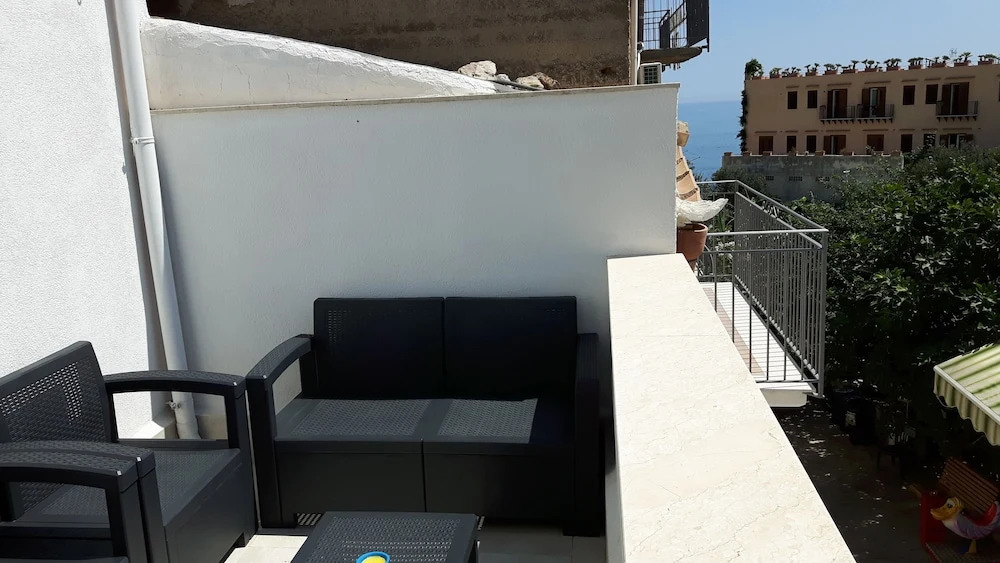 Borgo Holiday Home Scopello