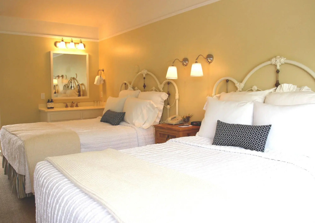 Outlook Inn on Orcas Island