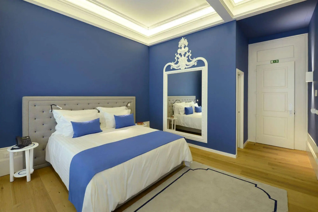 EMAJ Boutique Hotel