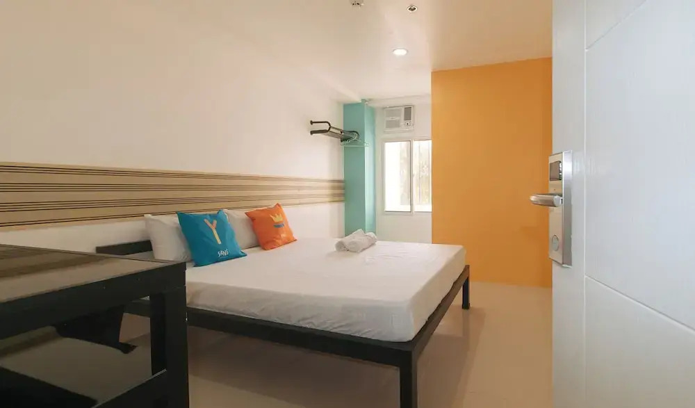 Sans Hotel near Enchanted Kingdom Santa Rosa Laguna