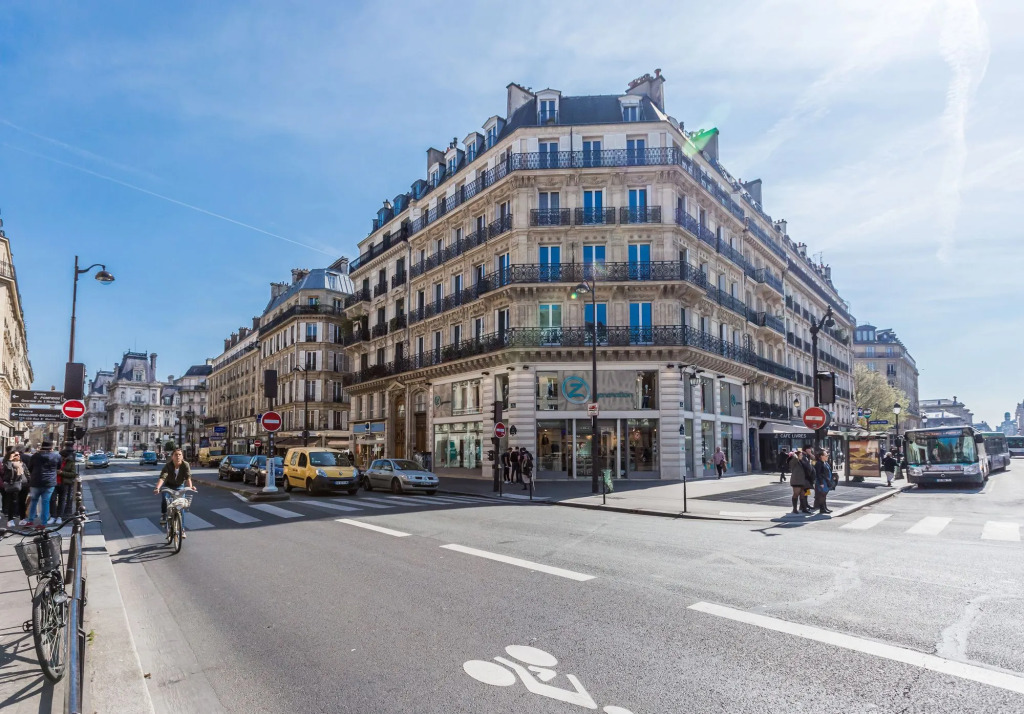 WS Hôtel de Ville - Le Marais