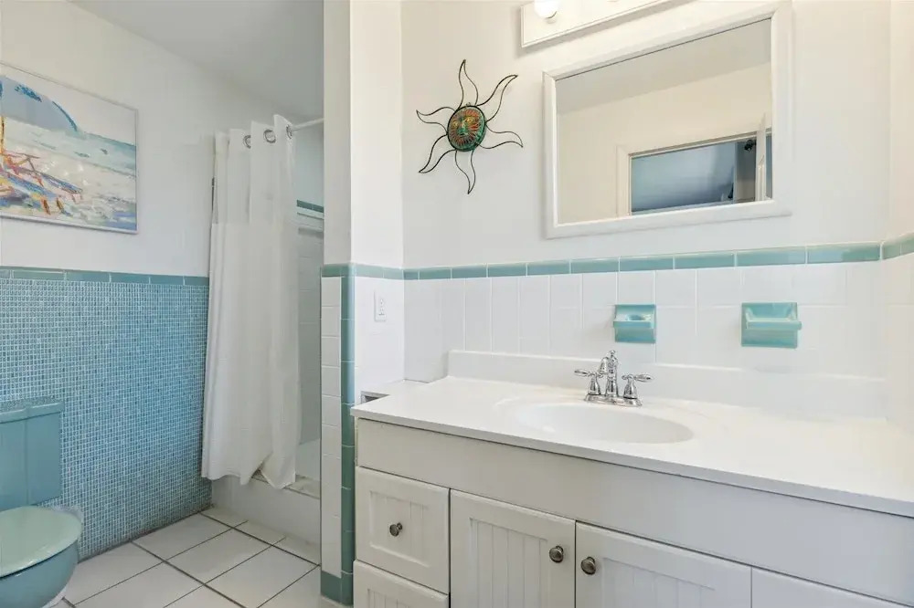 4880 N Banana River