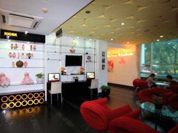 Colorful Days Hotel