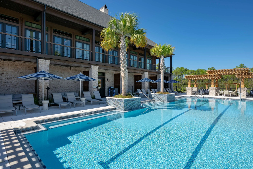 Camp Creek Inn