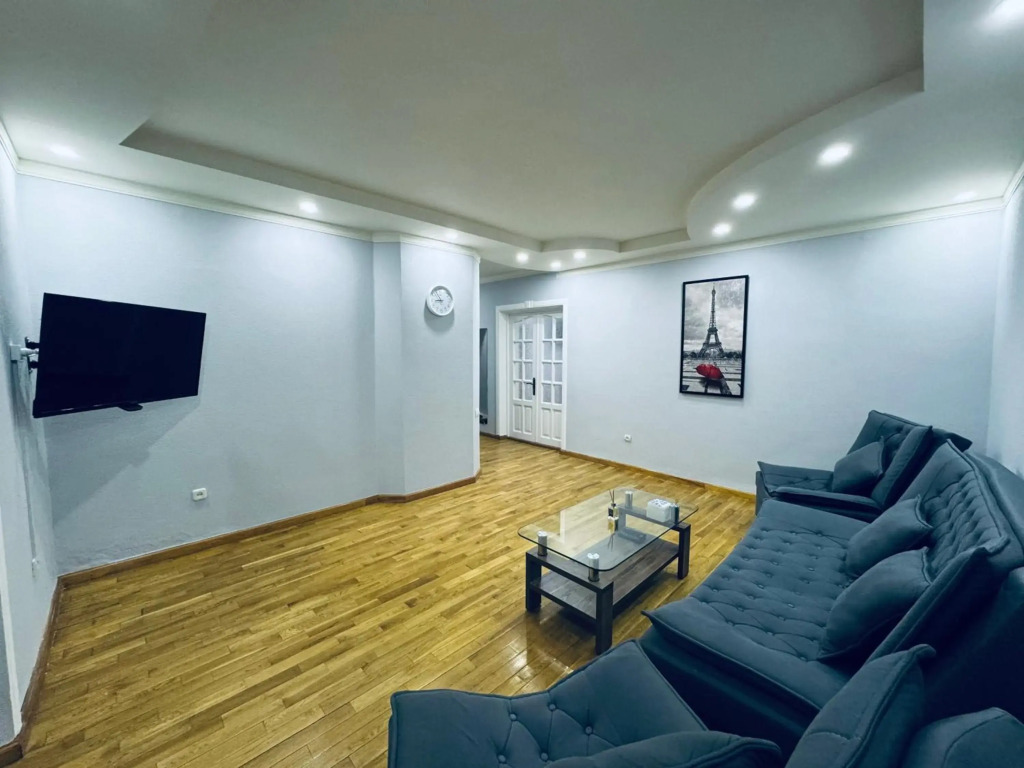 Luxury Apartment In The Center With 4 Rooms