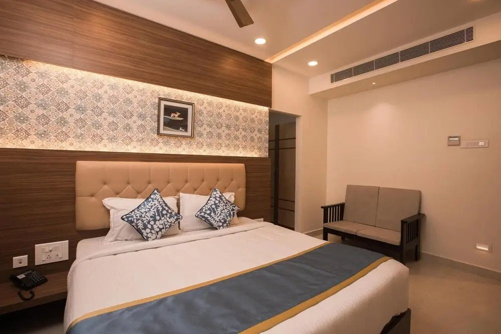 SMA Grand inn, Triplicane