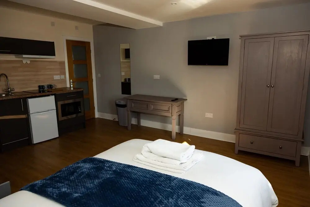 Alexander Apartments Studios