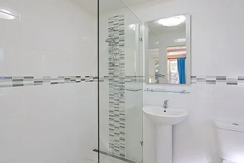 Clarkes Beach Villa - steps to beach & Byron town