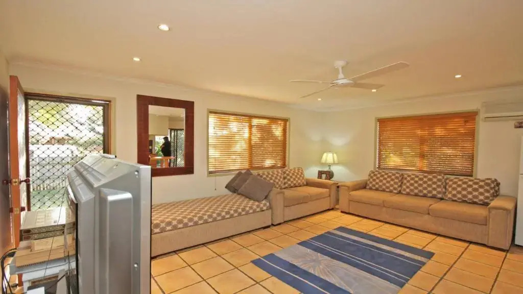 15 Clematis Court