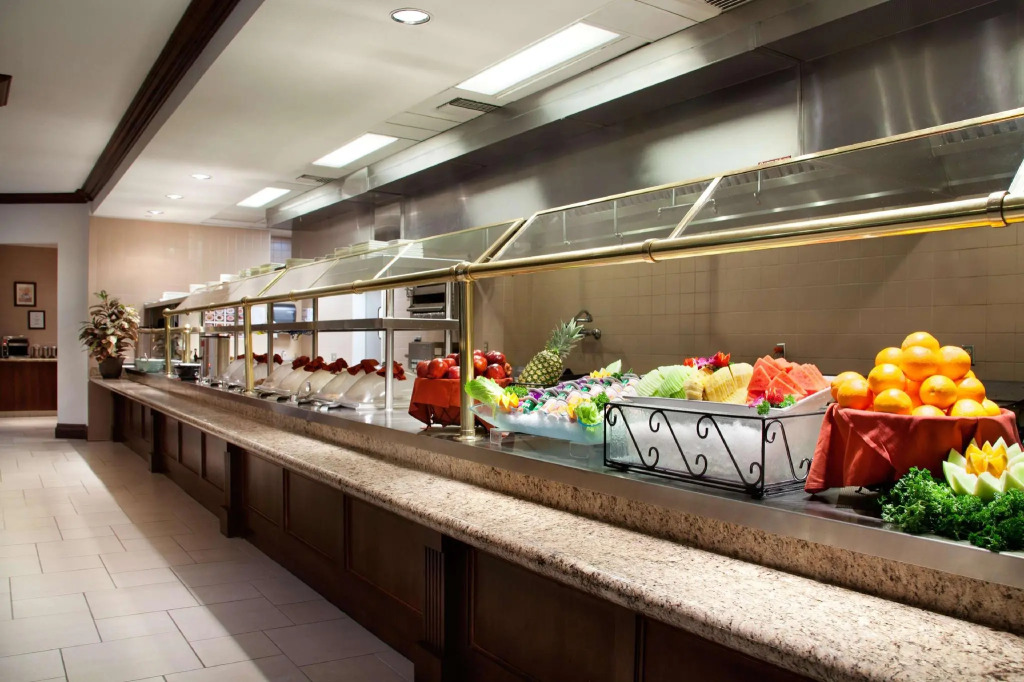 Embassy Suites La Quinta Hotel & Spa