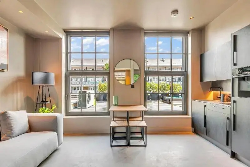 Kings House Apartments