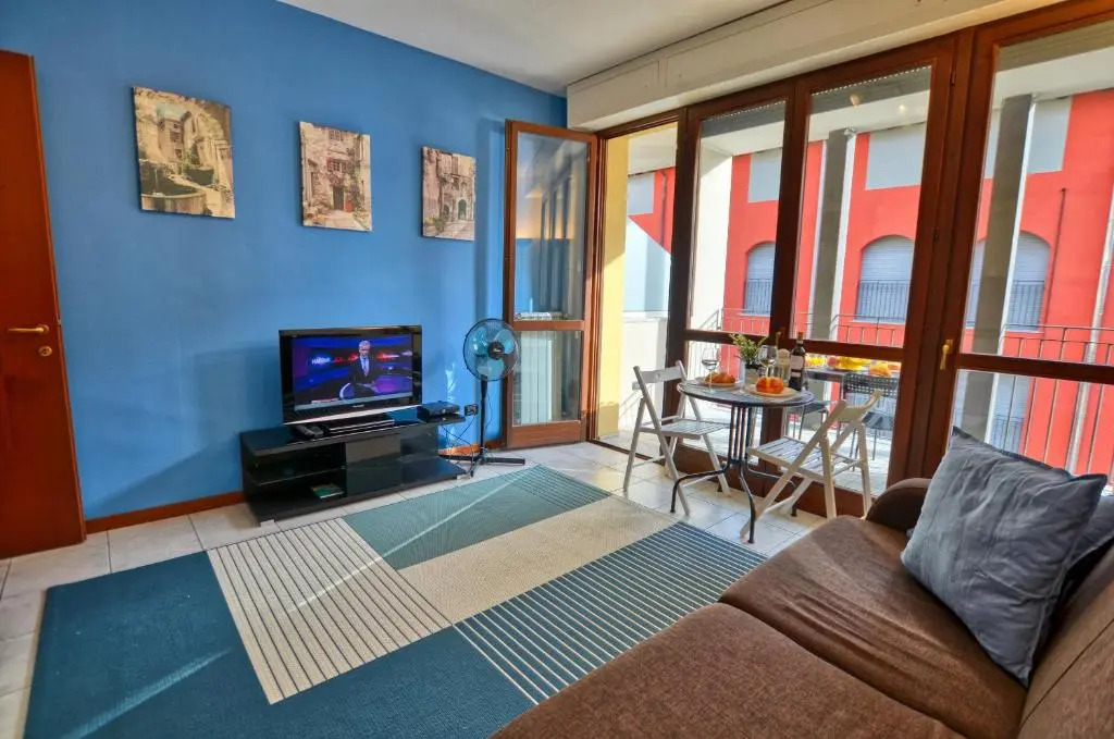 Studio Apartment Good Times