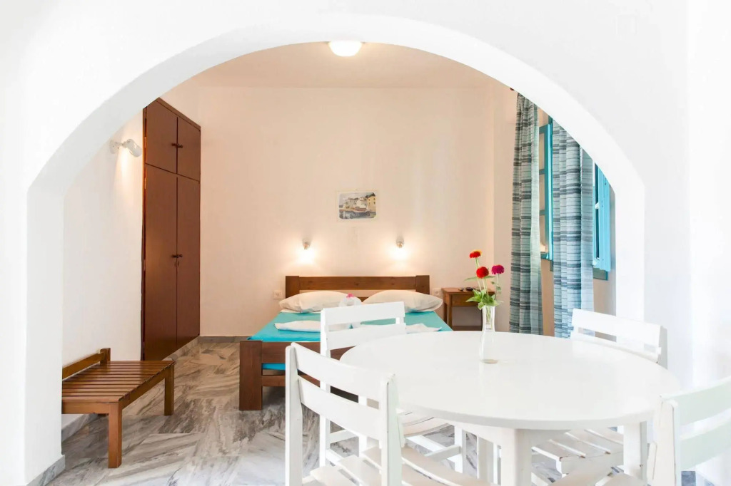 Ragousis Apartments