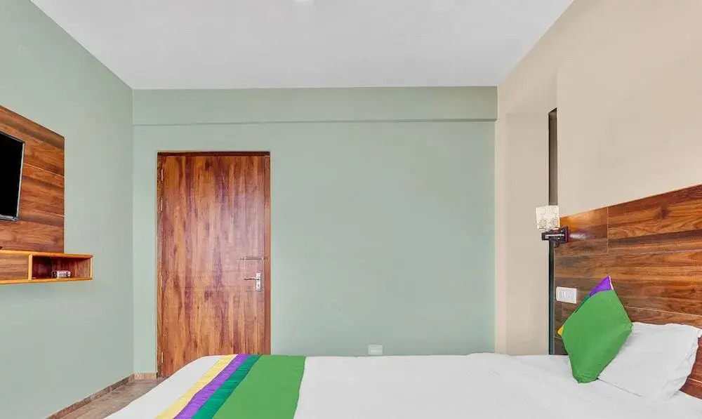 Maitreya Zimkhang Hotel