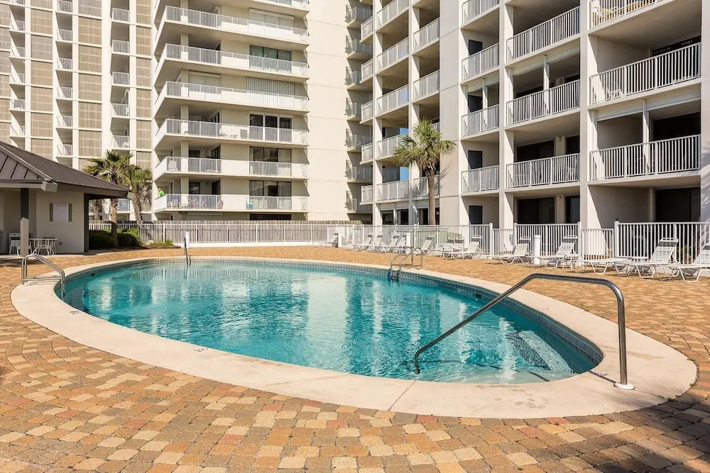 Windward Pointe 102