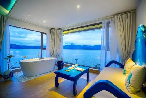 Lugu Lake Yinmi Lakeside Boutique Hotel