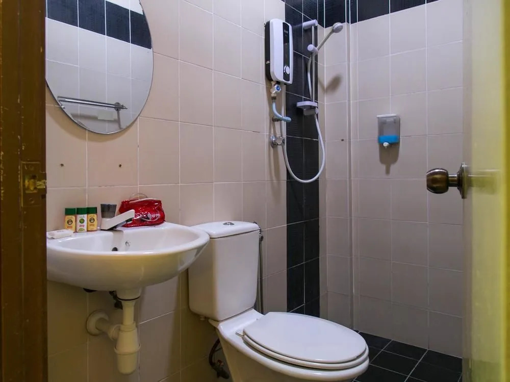 OYO 237 Sri Senawang Hotel