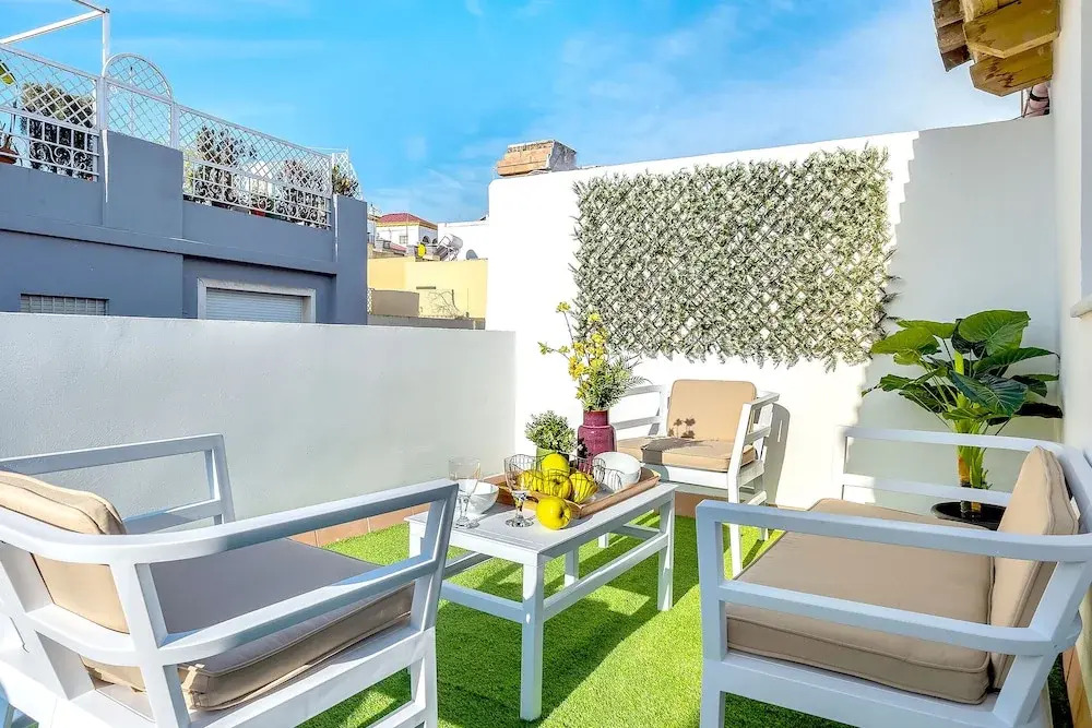 Beautiful Duplex with Terrace in the City Center. Galera IV